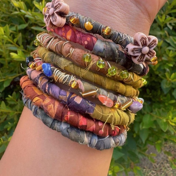 Fabric Wire Wrapped Bead Bangle